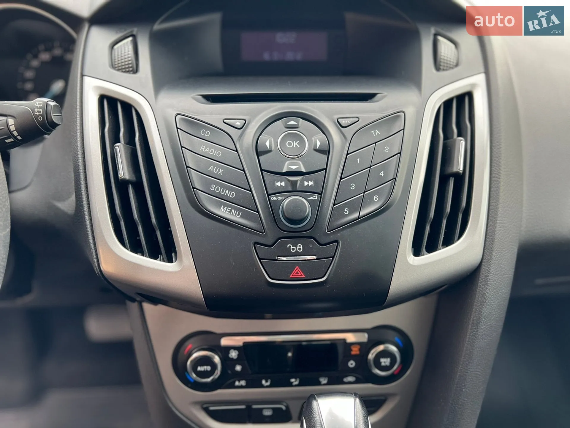2012 Ford Focus - мініатюра 29