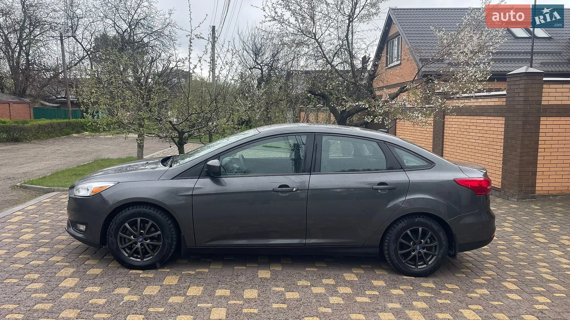 2017 Ford Focus - фото 1