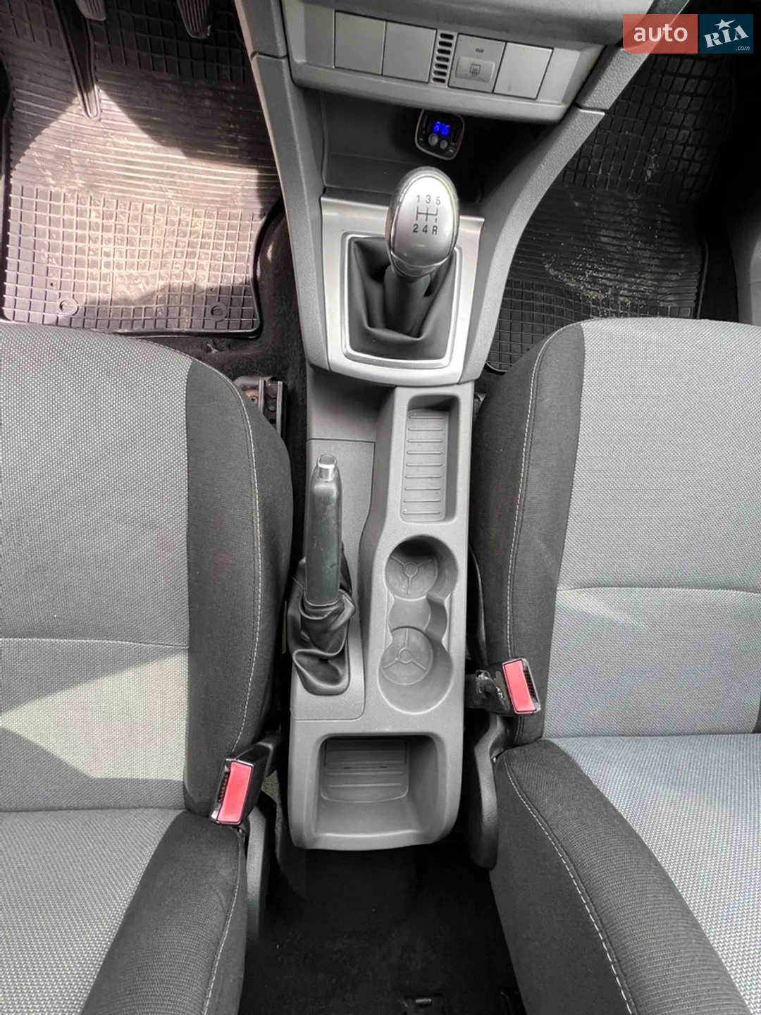 2010 Ford Focus - мініатюра 24