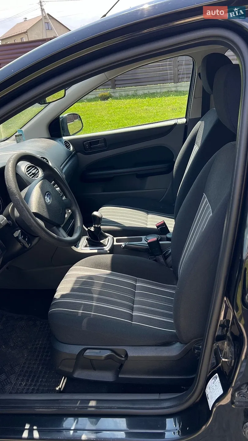 2011 Ford Focus - мініатюра 11