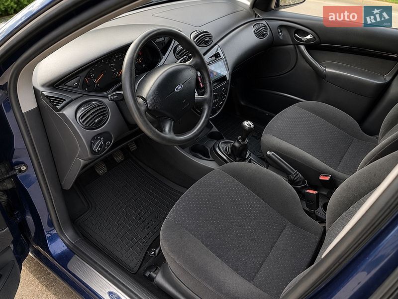 Седан Ford Focus 2002 в Прилуках