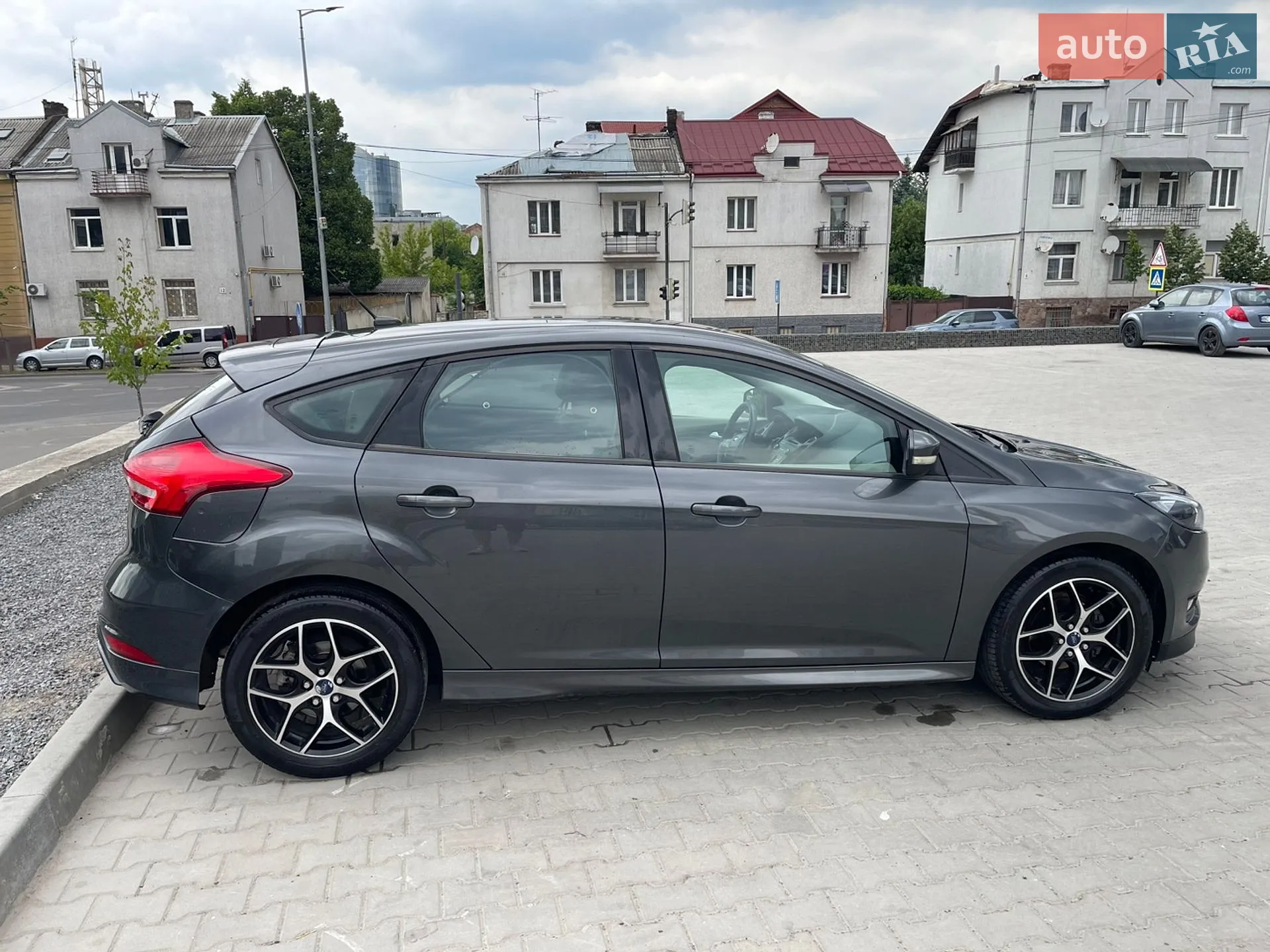 2016 Ford Focus - мініатюра 11