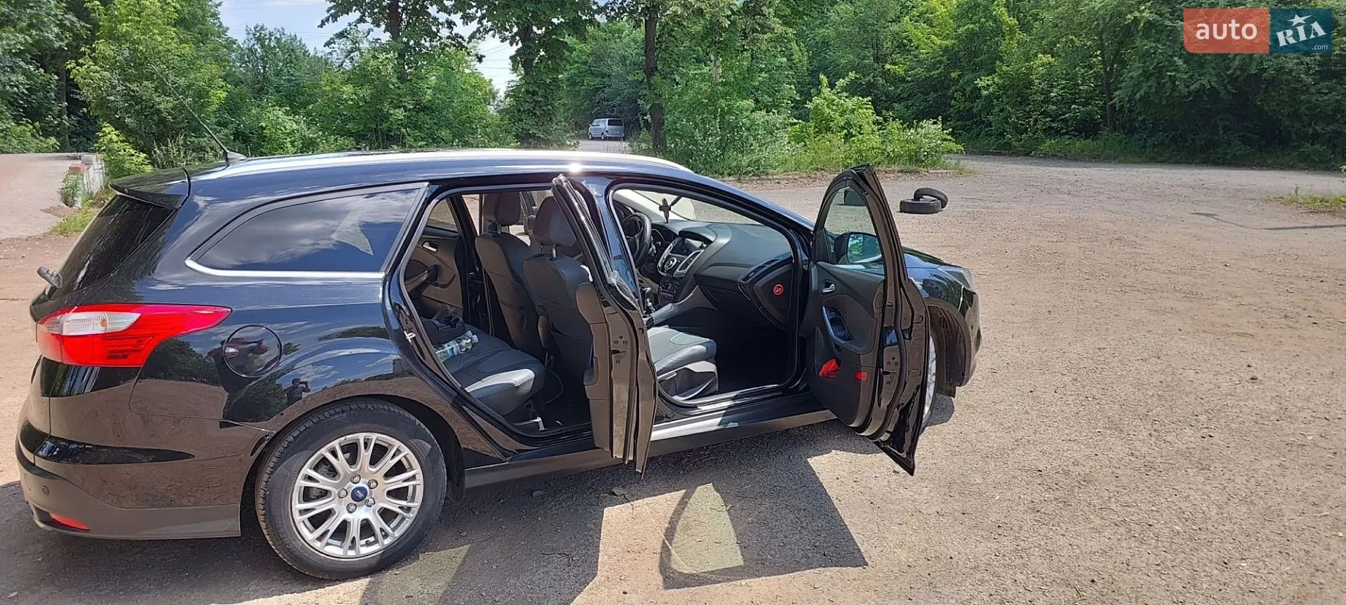 2011 Ford Focus - мініатюра 11