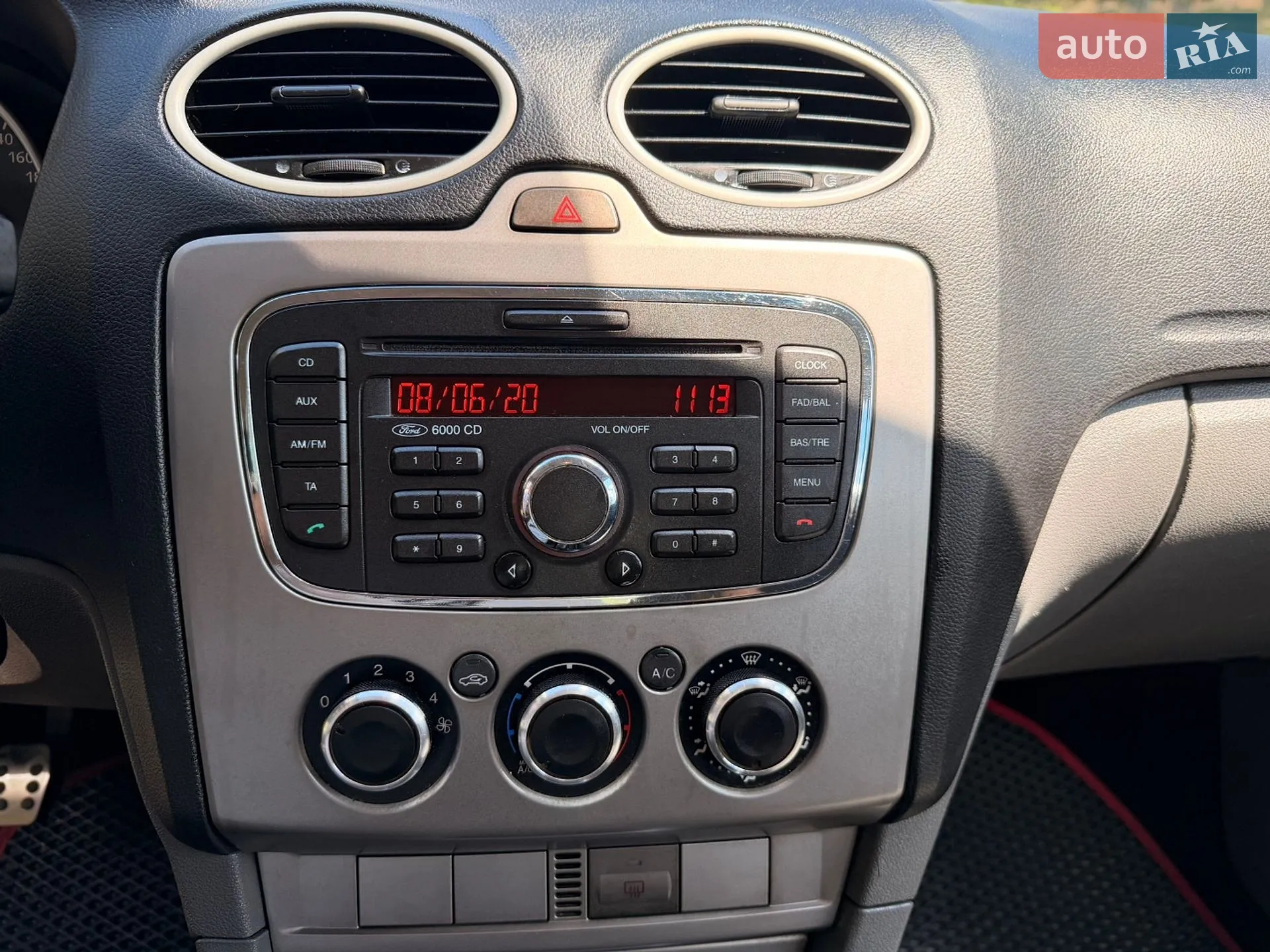 2011 Ford Focus - мініатюра 15