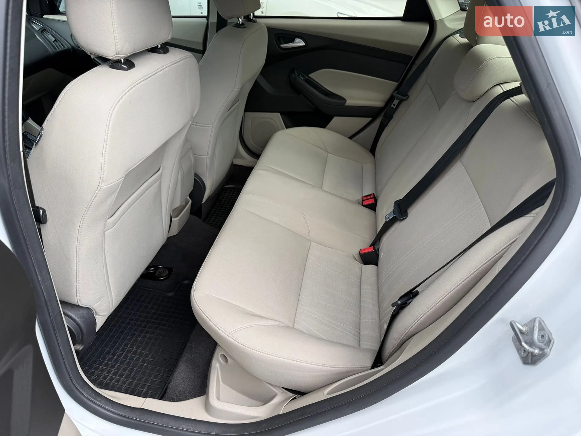 2016 Ford Focus - мініатюра 37