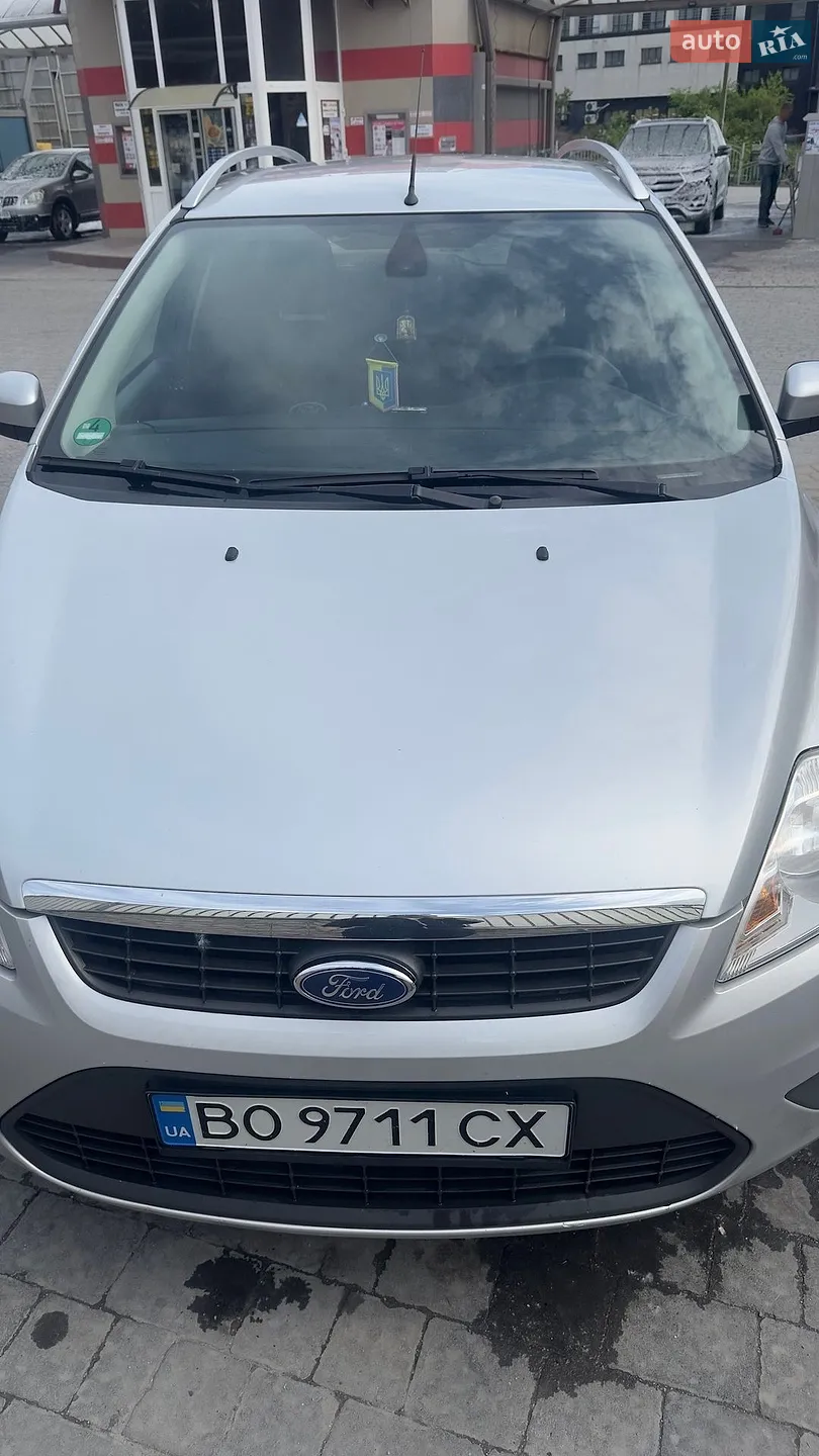 2010 Ford Focus - фото 1