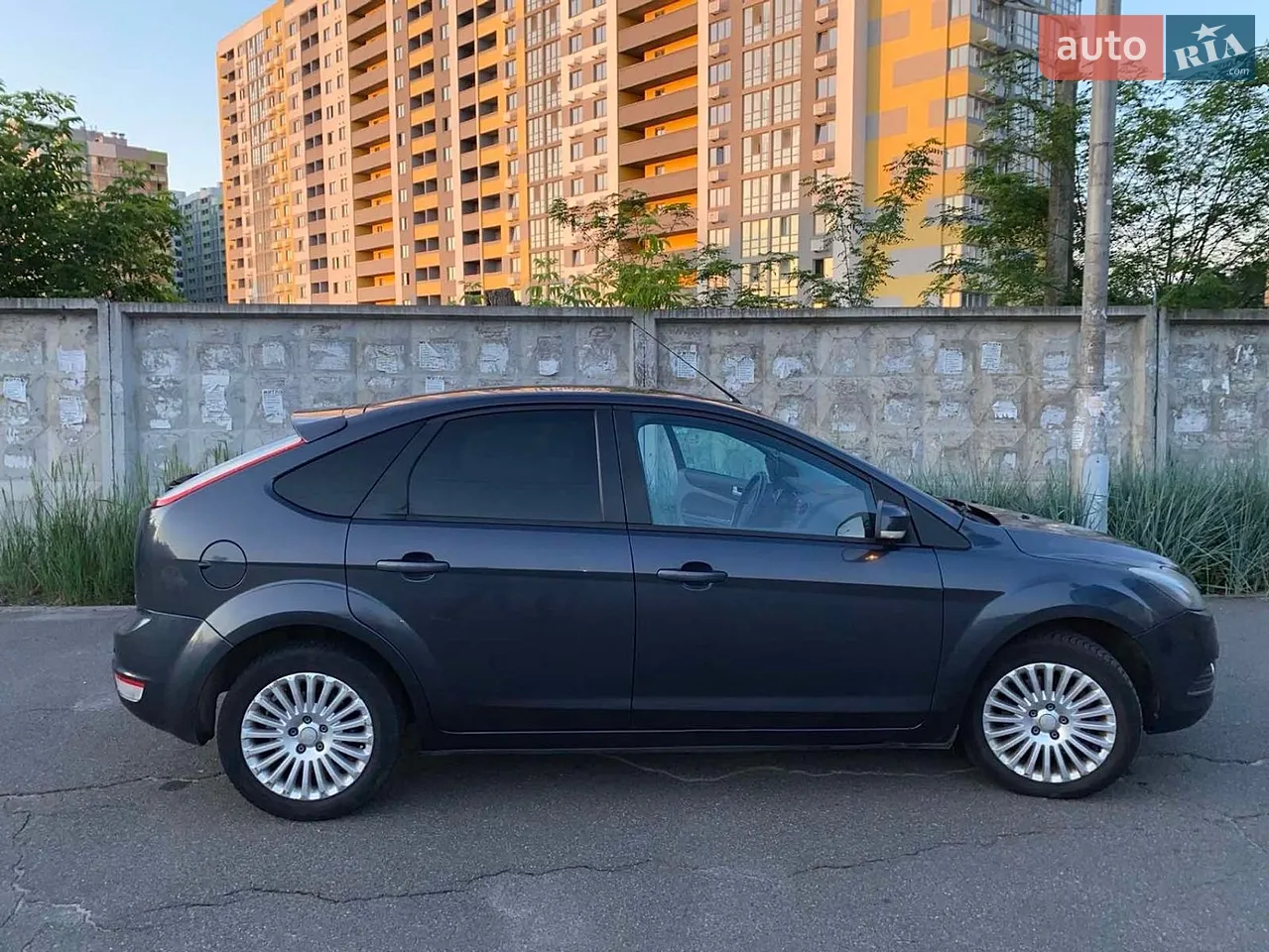2010 Ford Focus - мініатюра 10