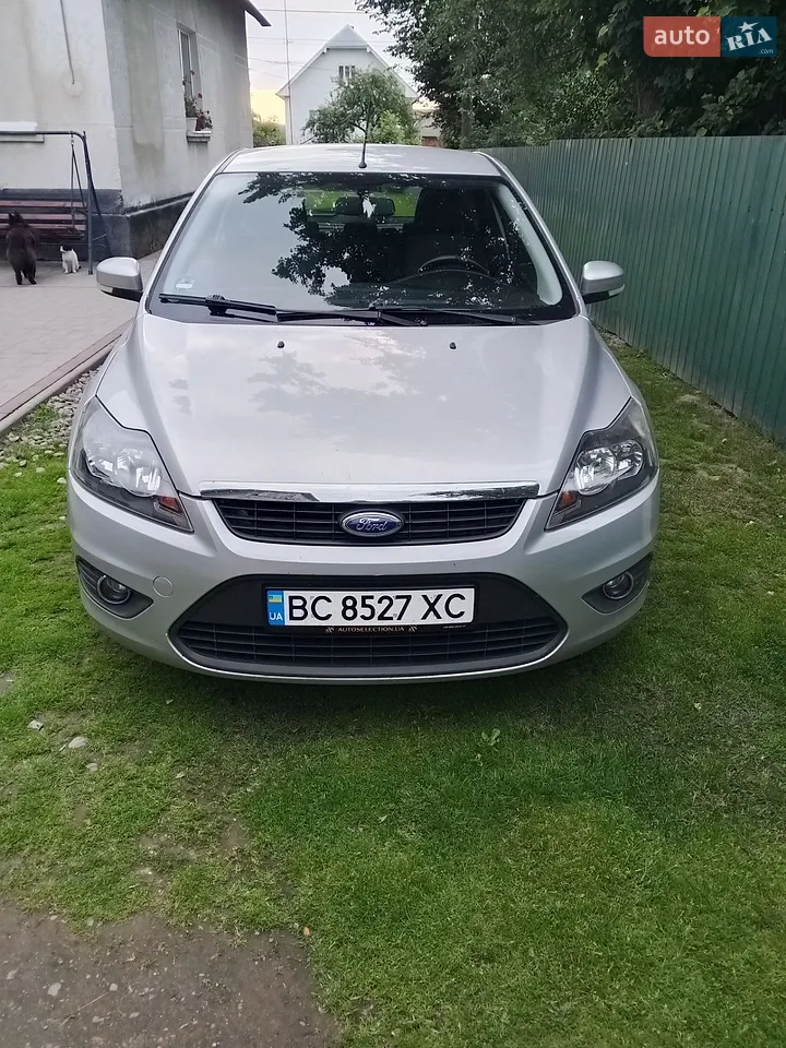 2010 Ford Focus - мініатюра 14