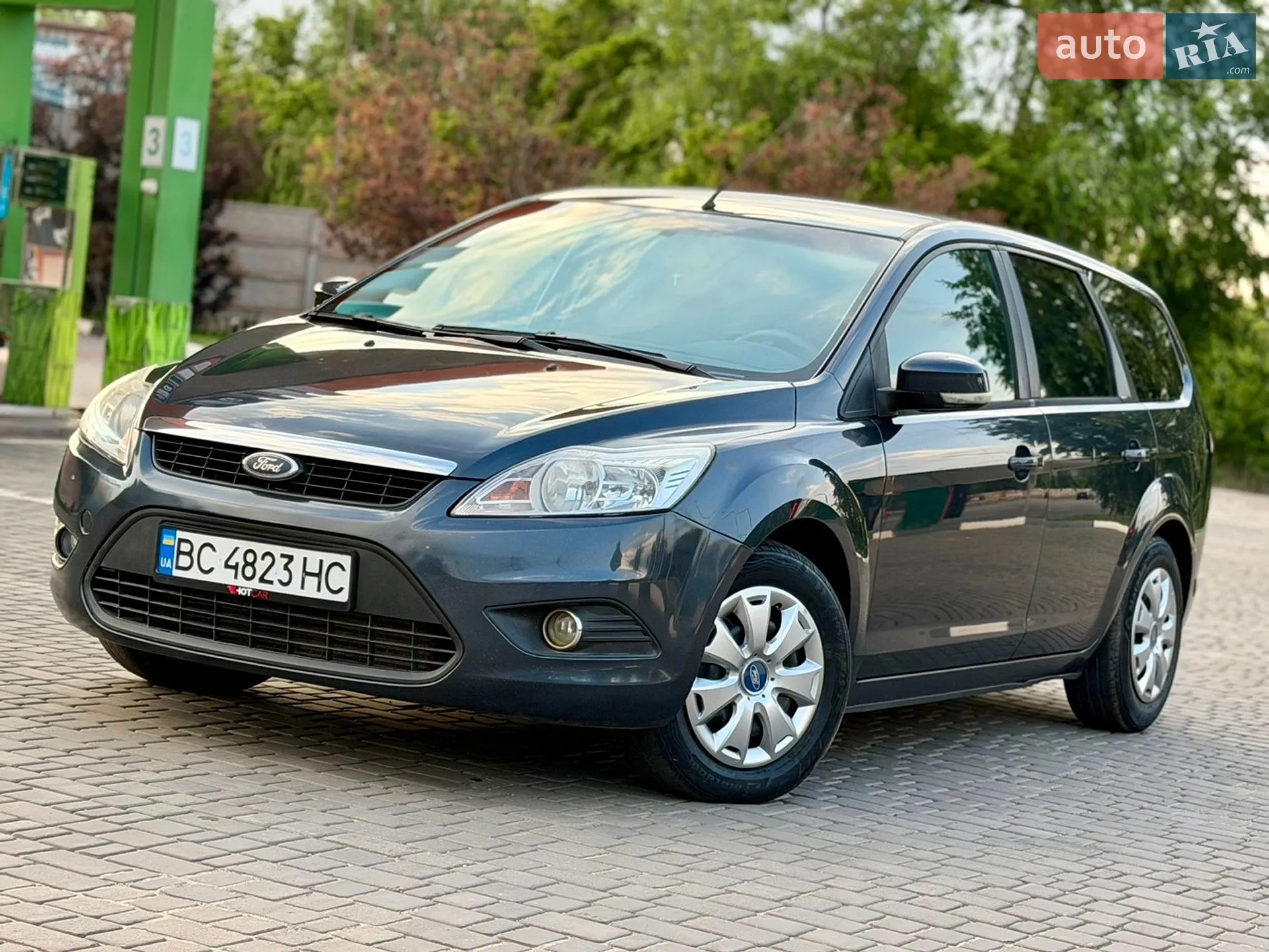2010 Ford Focus - мініатюра 15