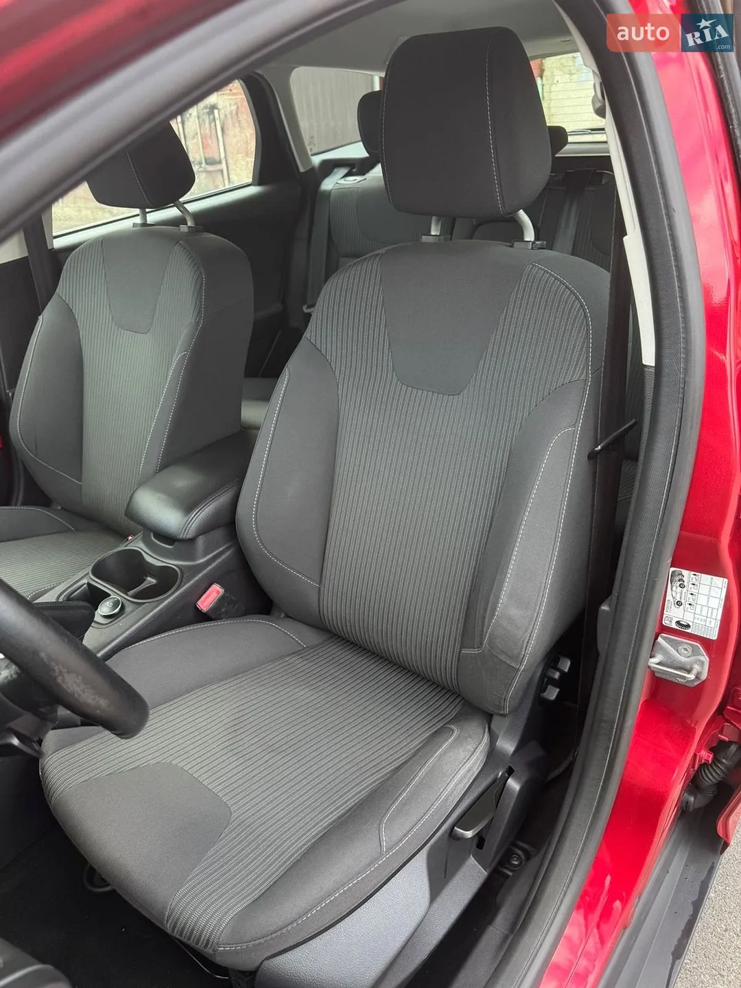 2012 Ford Focus - мініатюра 18