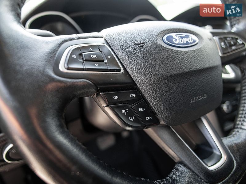 Седан Ford Focus 2015 в Львове
