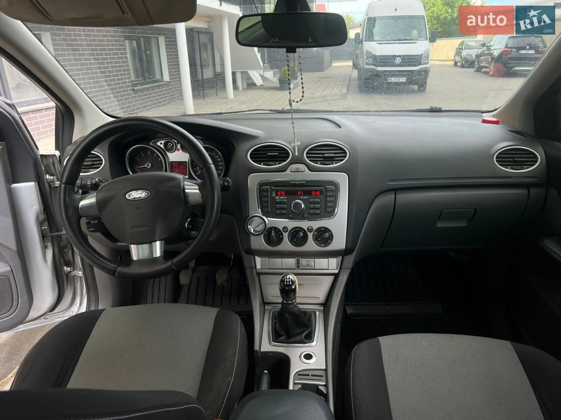 2010 Ford Focus - мініатюра 9