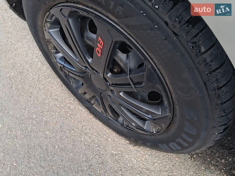 Хэтчбек Ford Focus 2007 в Желтых Водах фото 13 Хэтчбек Ford Focus 2007 в Желтых Водах