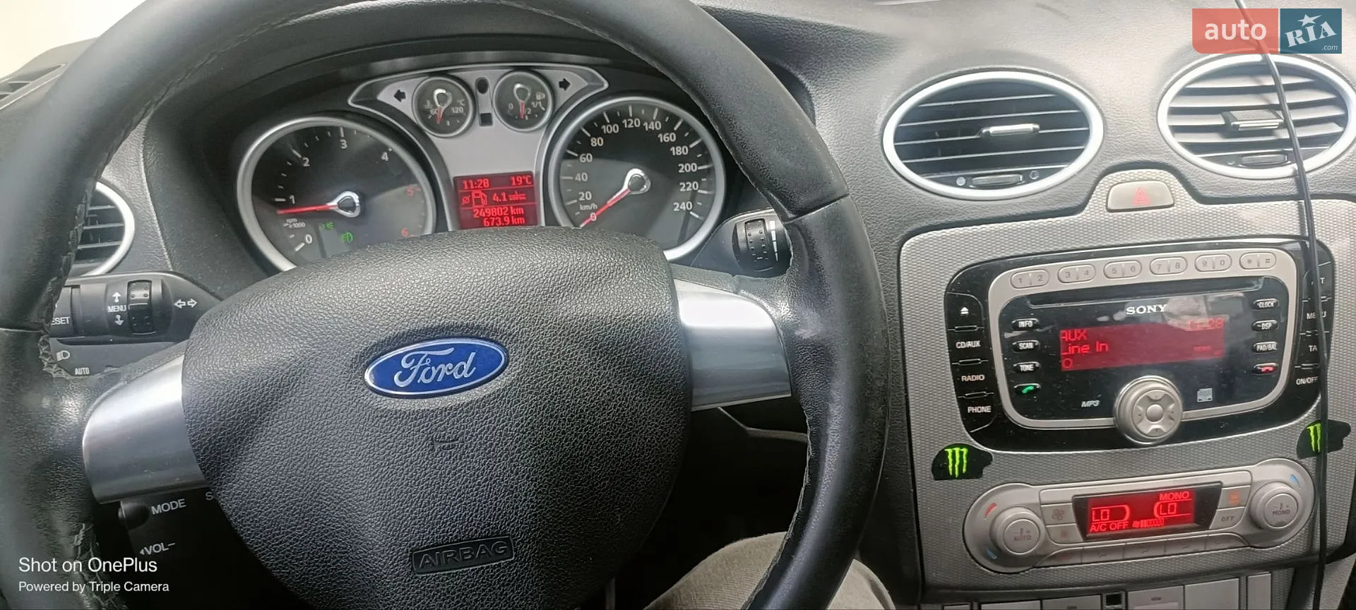 2010 Ford Focus - мініатюра 9