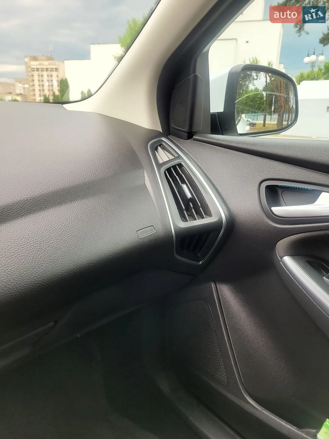 2012 Ford Focus - мініатюра 17