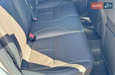 Седан Ford Focus 2015 в Каменском фото 14 Седан Ford Focus 2015 в Каменском
