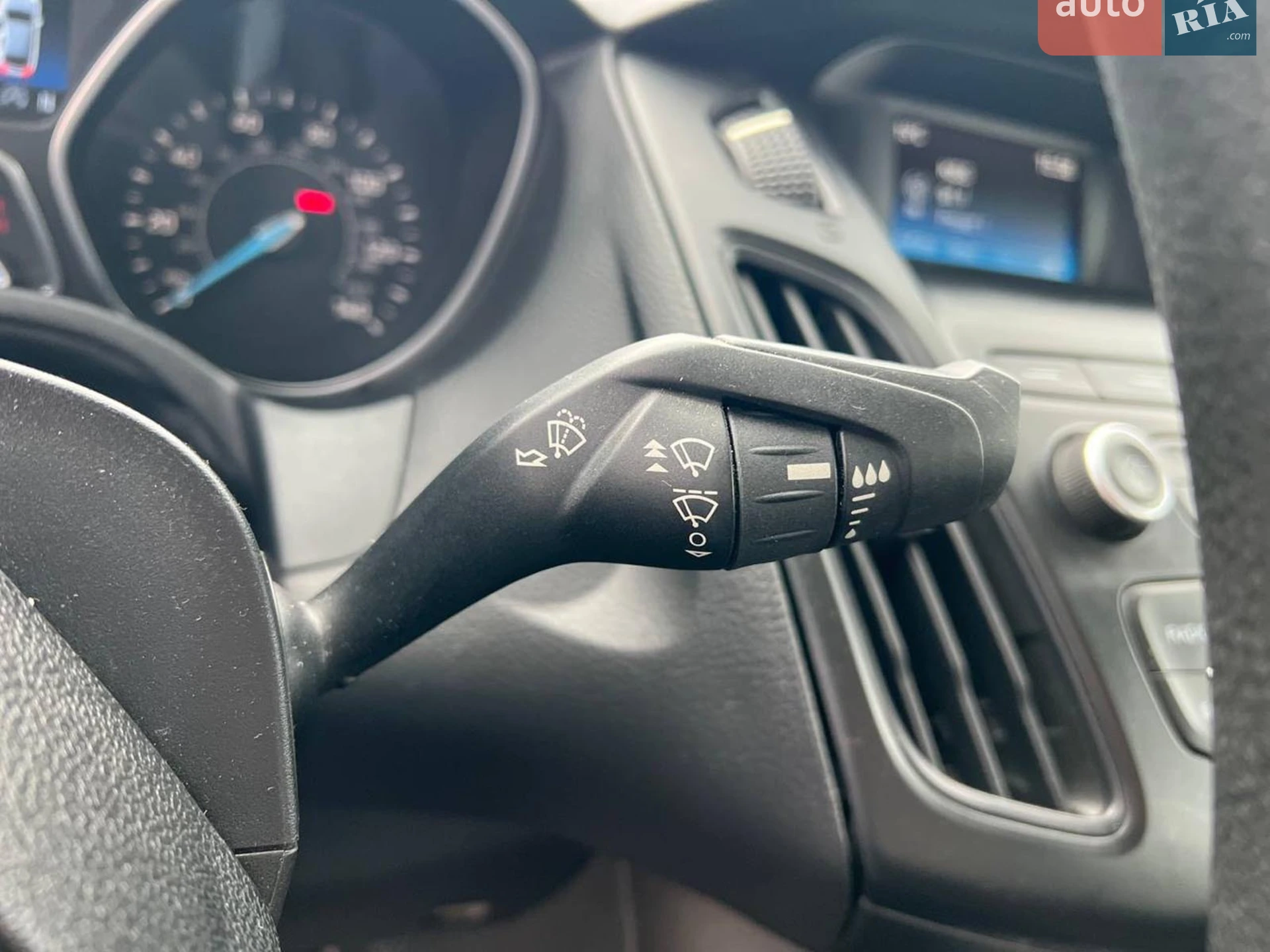 2018 Ford Focus - мініатюра 26
