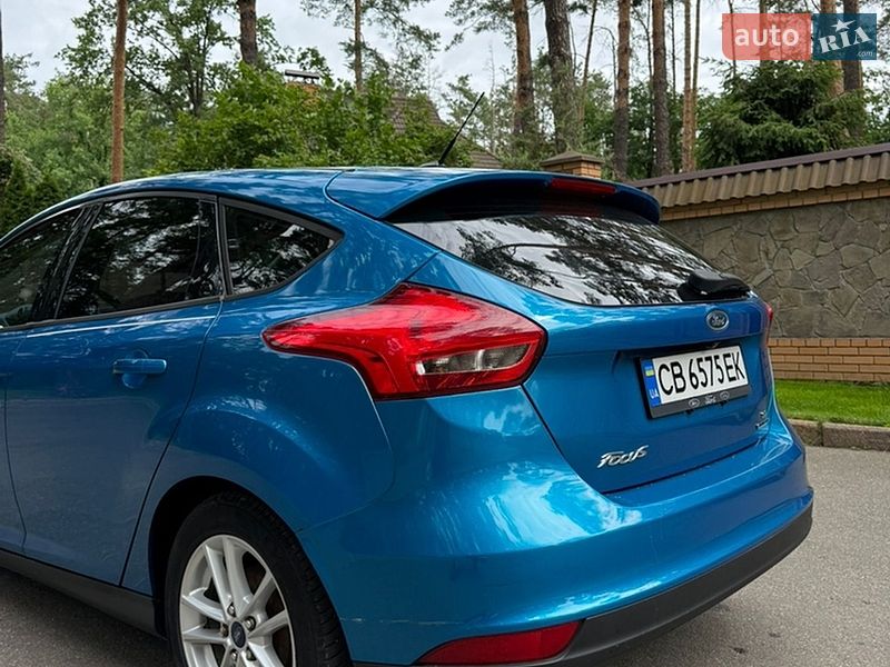 Хэтчбек Ford Focus 2015 в Чернигове