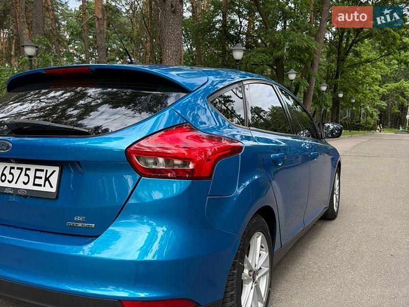 Хэтчбек Ford Focus 2015 в Чернигове