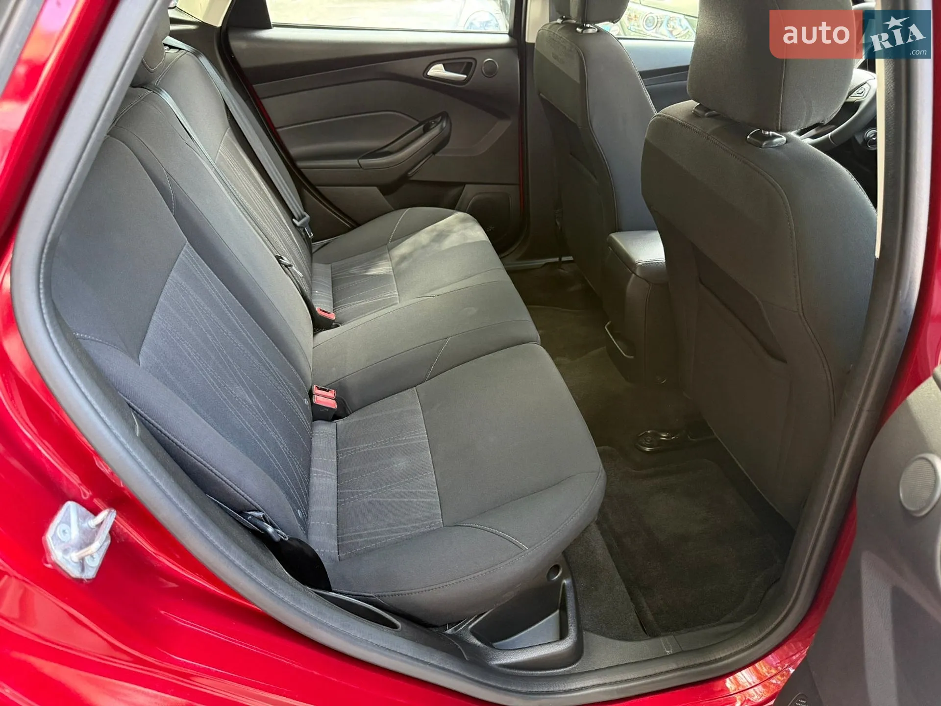 2017 Ford Focus - мініатюра 33