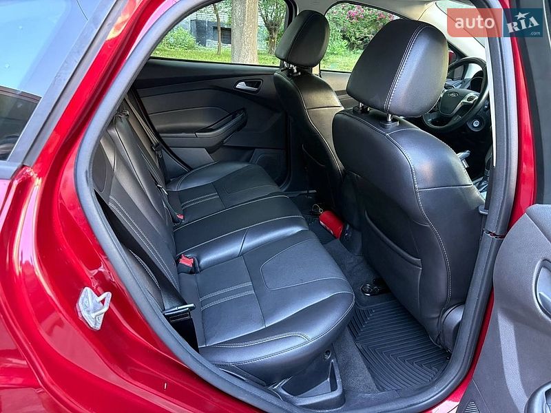 Хэтчбек Ford Focus 2013 в Львове