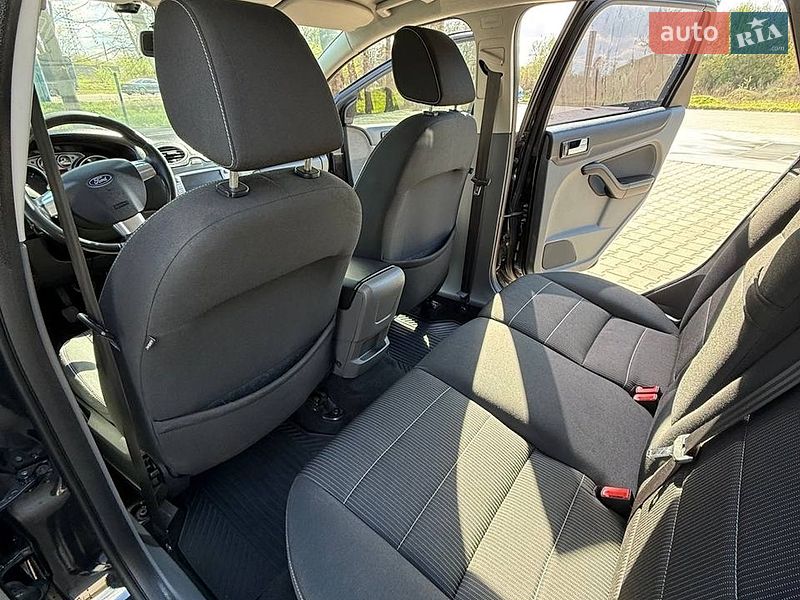 Универсал Ford Focus 2010 в Львове