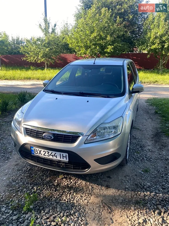 2010 Ford Focus - мініатюра 12