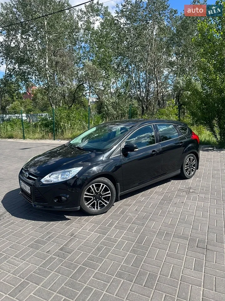 2010 Ford Focus - мініатюра 21