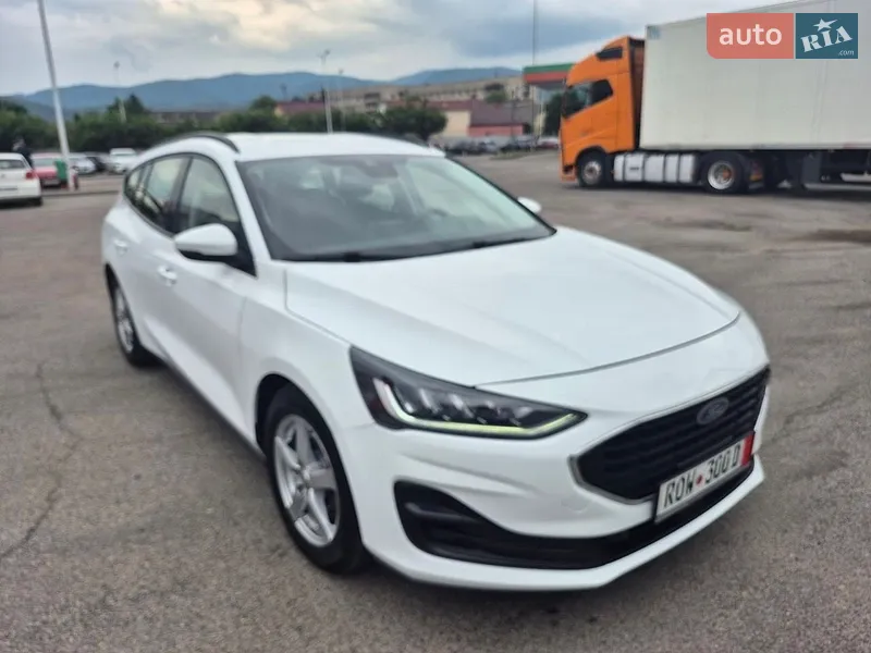 Ford Focus 2022 VIN WF0PXXGCHPNB01813 фото оголошення 4 з 49