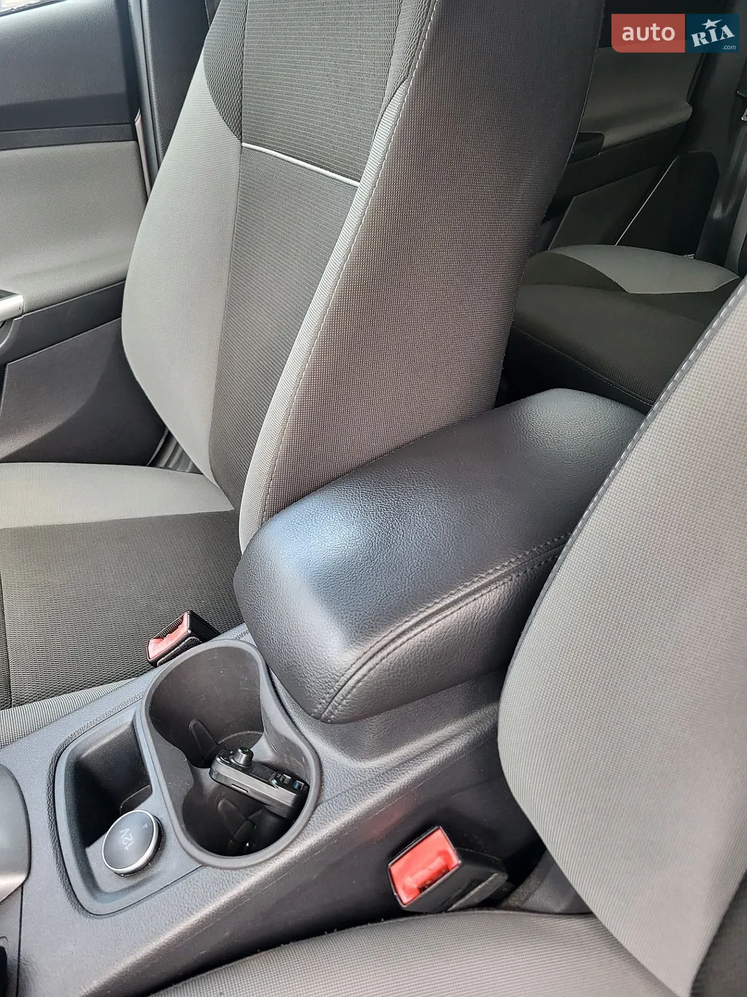 2012 Ford Focus - мініатюра 16