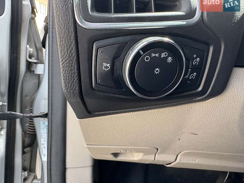 Хетчбек Ford Focus 2013 в Запоріжжі