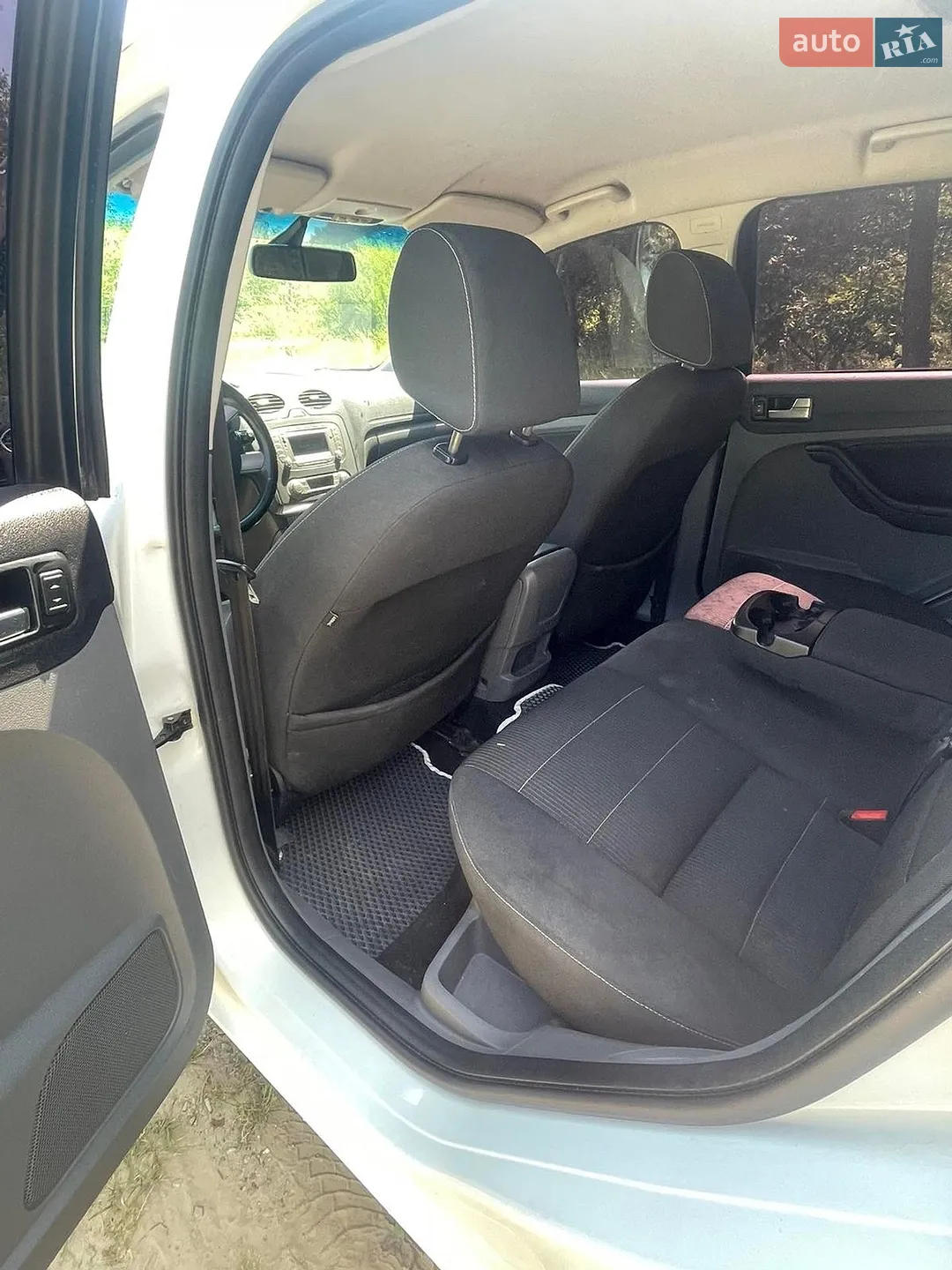 2010 Ford Focus - мініатюра 13
