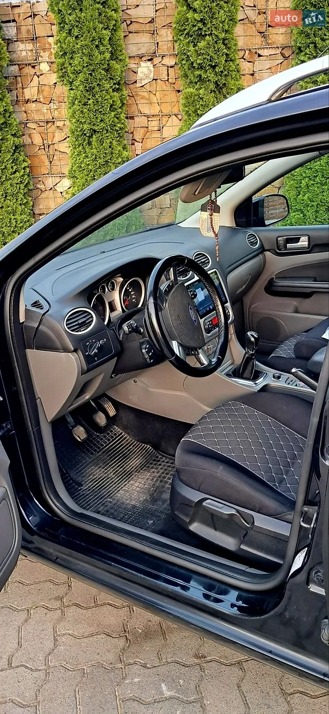 2010 Ford Focus - мініатюра 8