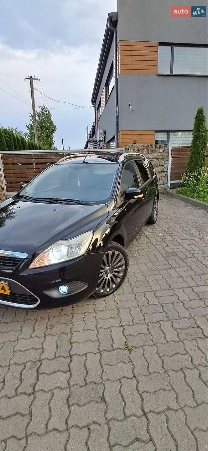 2010 Ford Focus - мініатюра 10