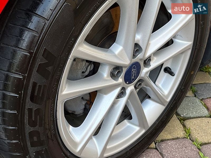 Седан Ford Focus 2015 в Тернополі фото 27 Седан Ford Focus 2015 в Тернополі