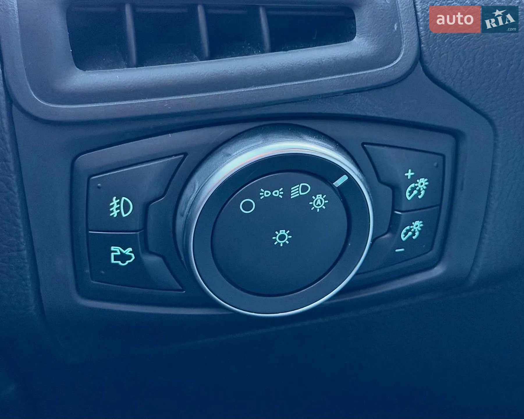 2018 Ford Focus - мініатюра 22