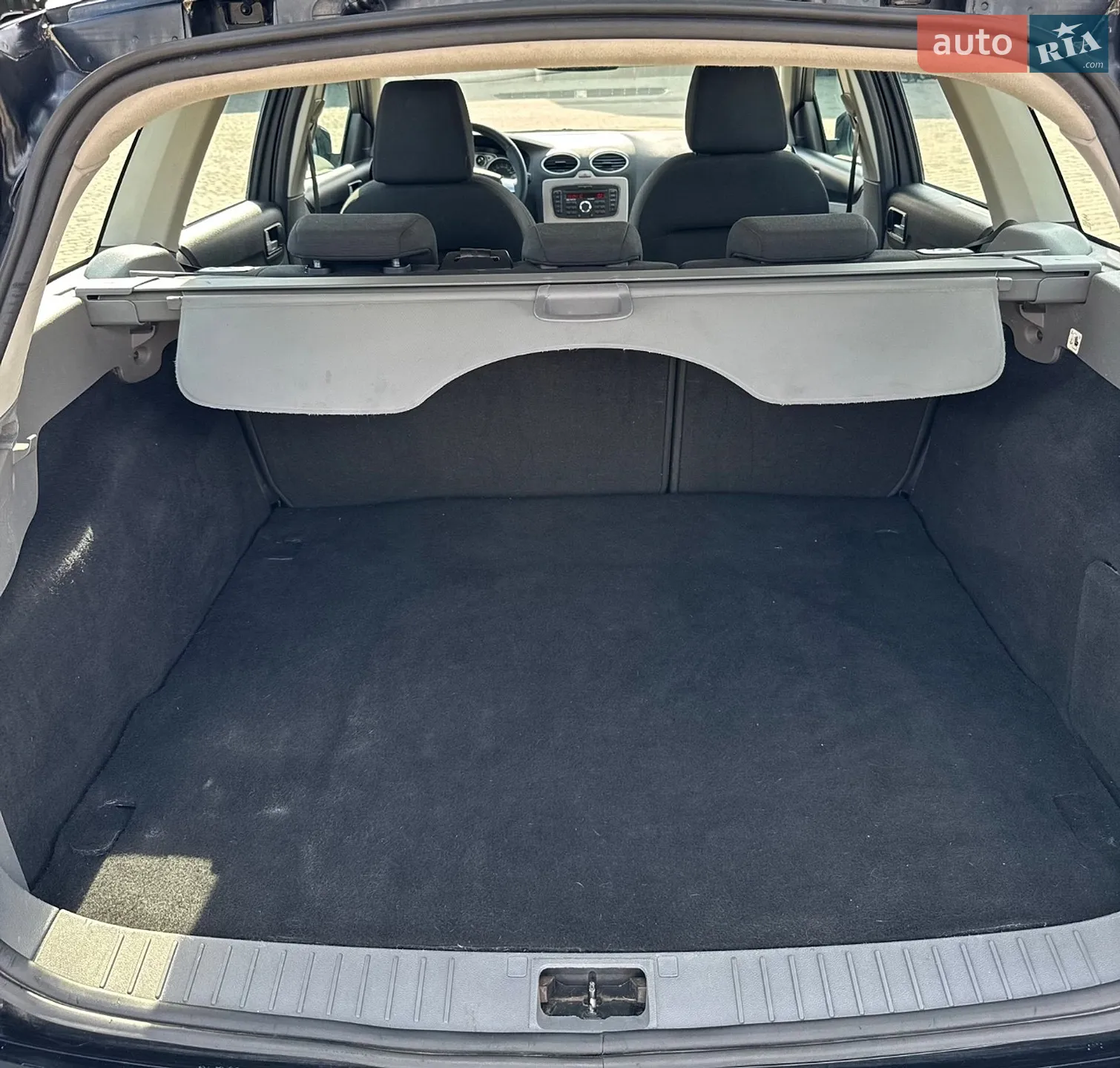 2010 Ford Focus - мініатюра 15