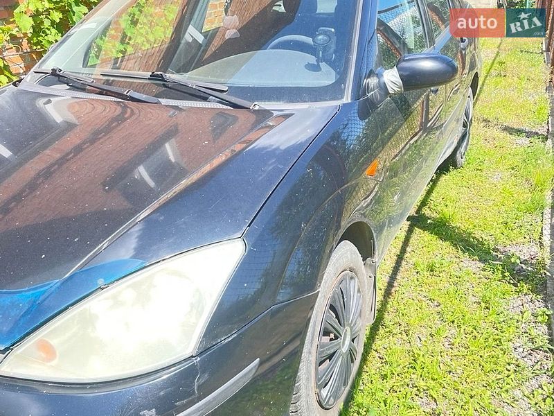 Седан Ford Focus 2003 в Киеве
