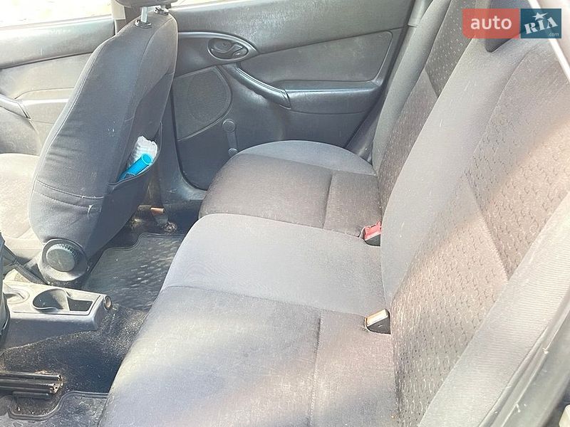 Седан Ford Focus 2003 в Киеве