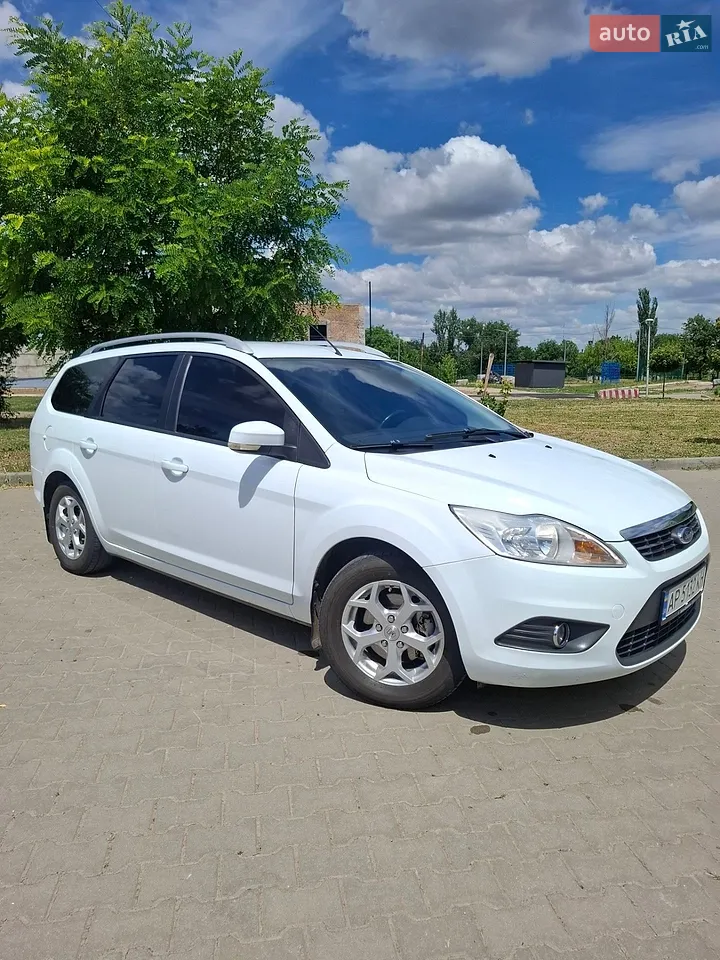 2010 Ford Focus - мініатюра 20