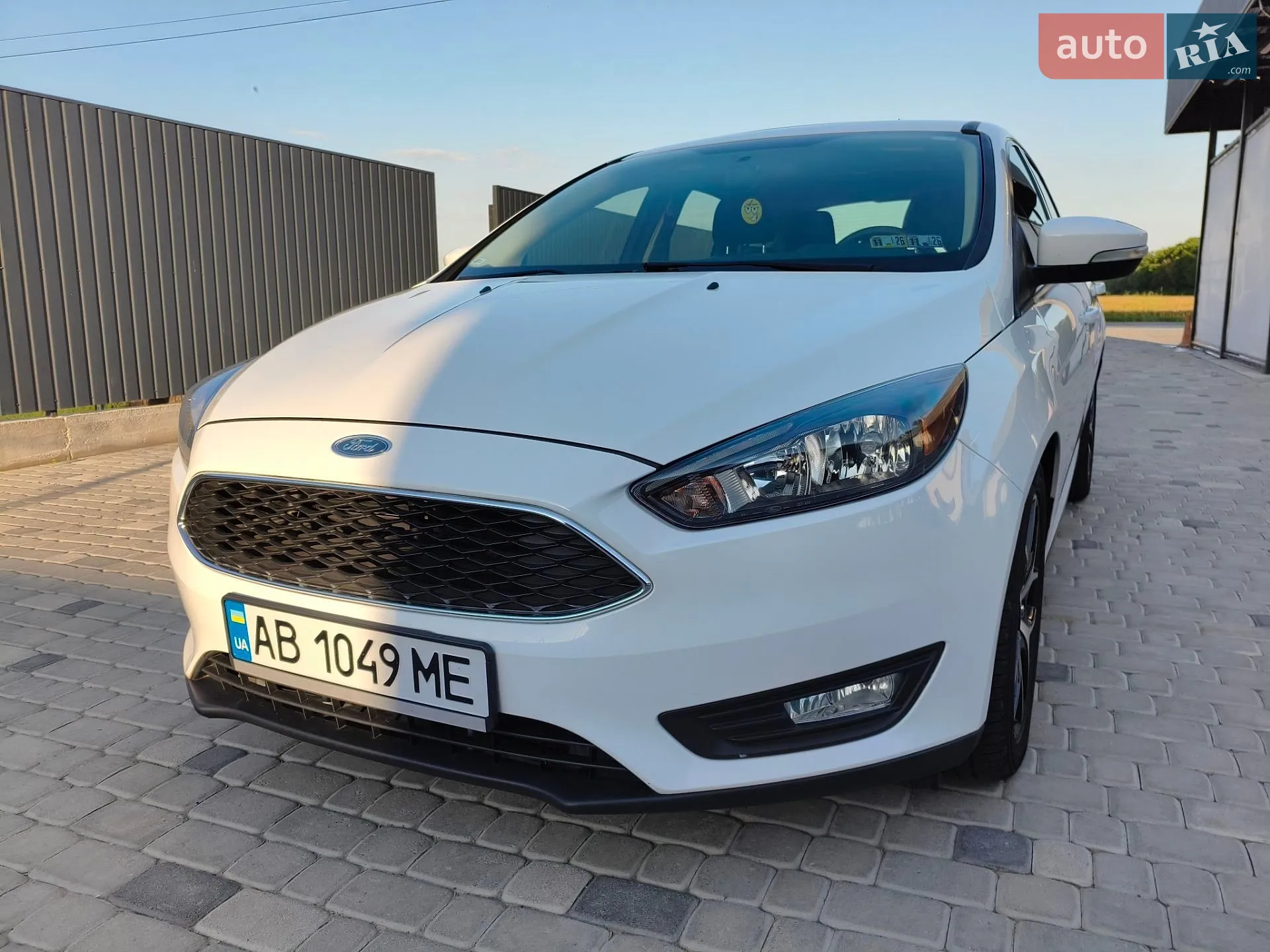 Ford Focus 2017 VIN 1FADP3M2XHL322090 фото оголошення 5 з 5