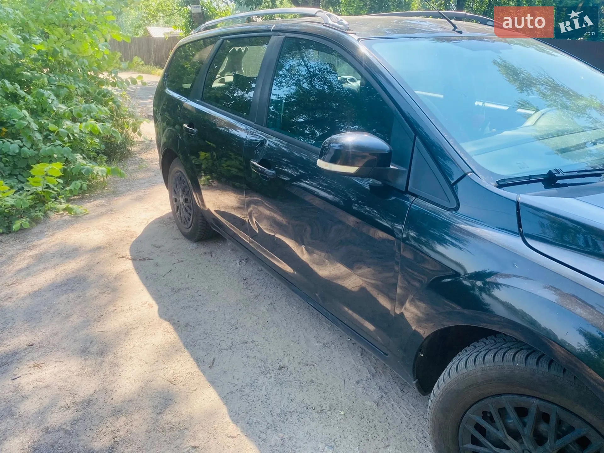 2010 Ford Focus - мініатюра 9