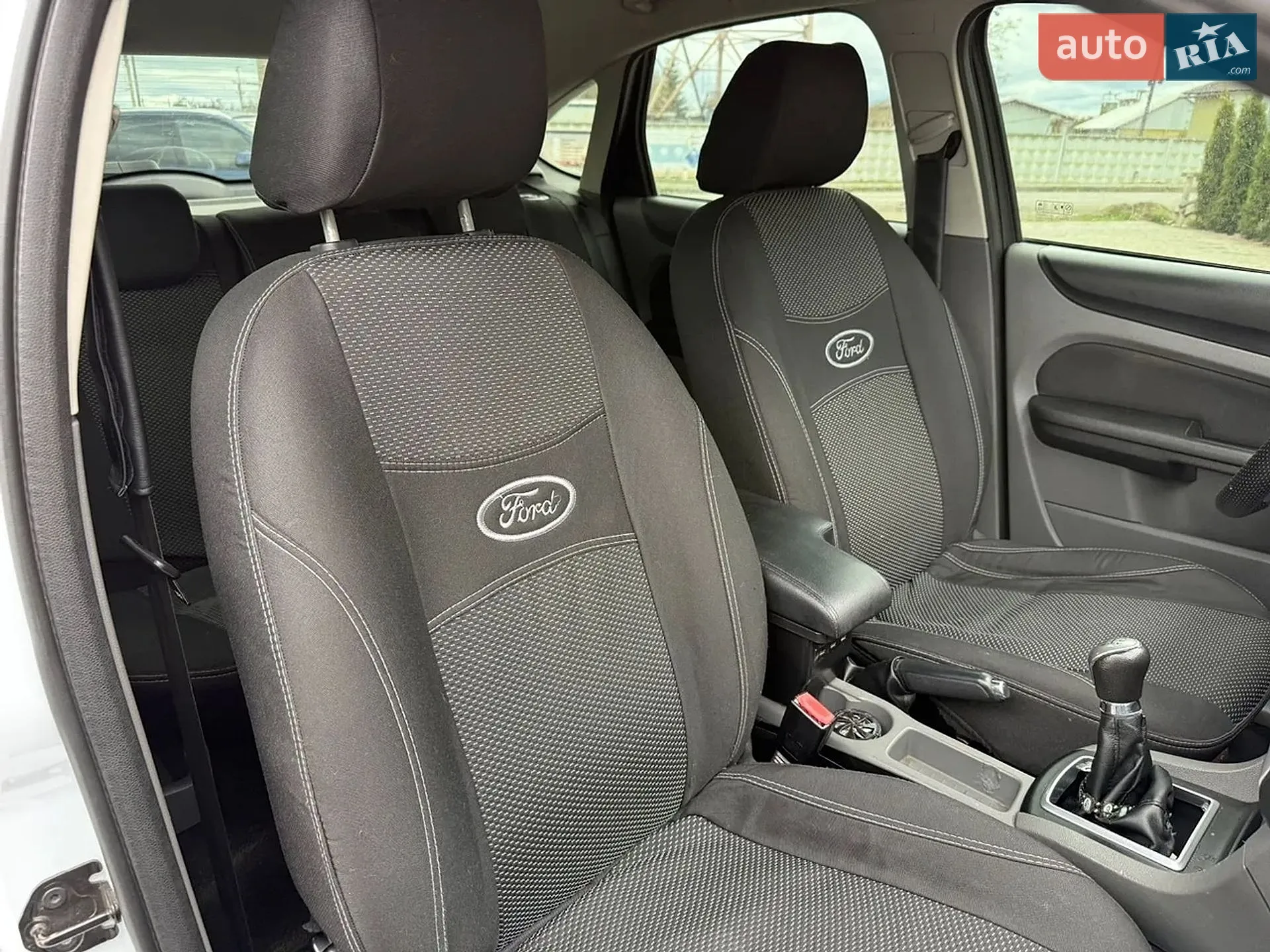 2011 Ford Focus - мініатюра 10