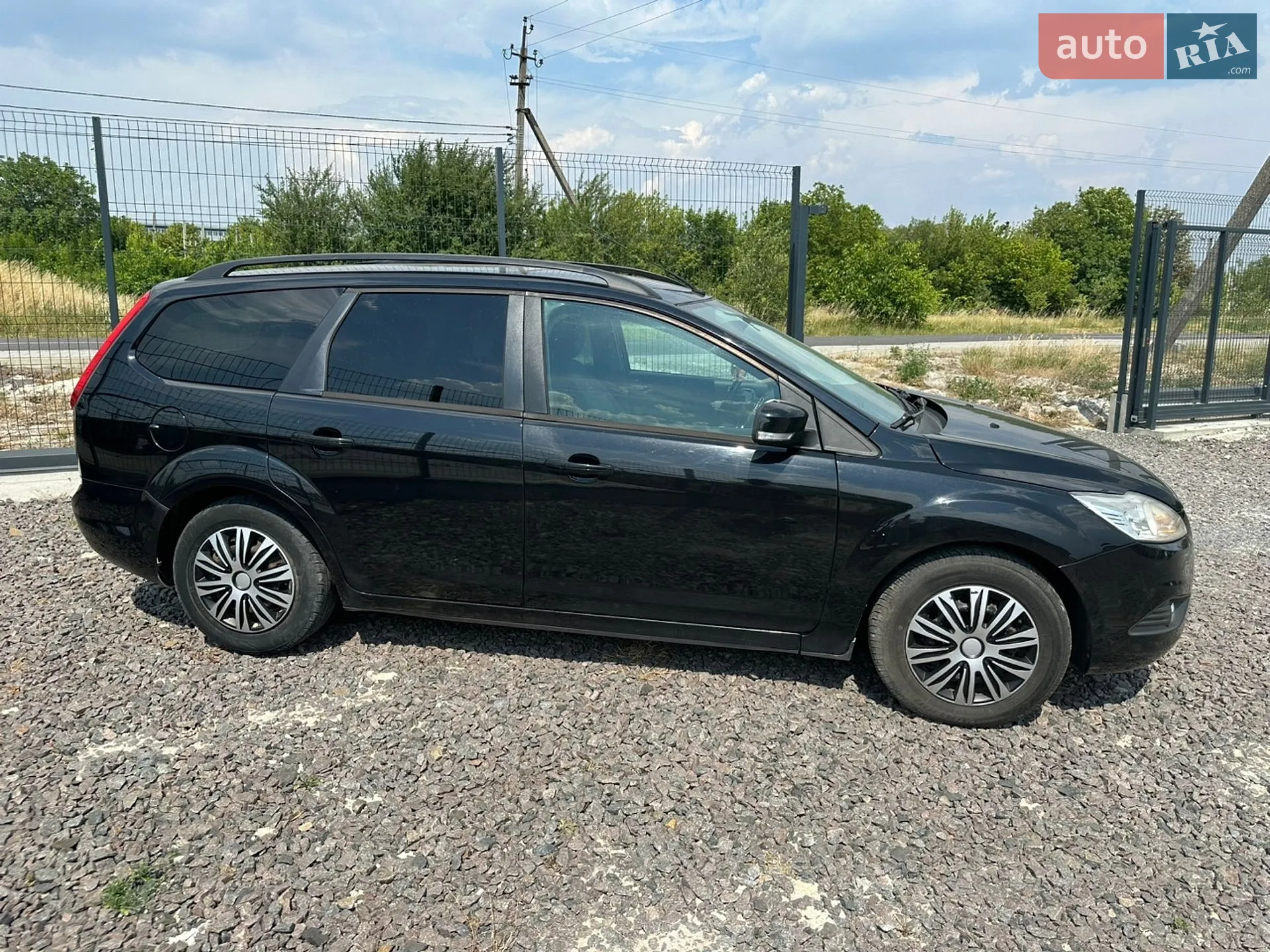 2010 Ford Focus - мініатюра 11