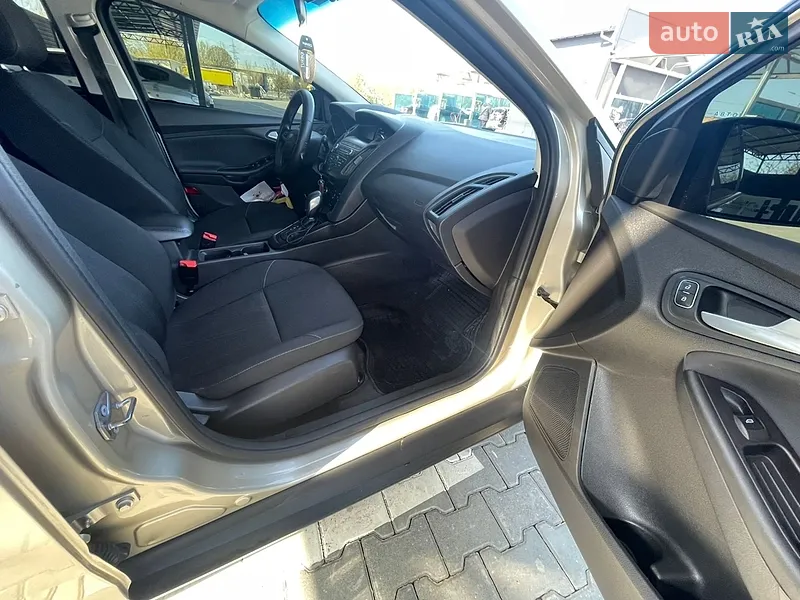 Ford Focus 2018 VIN 1FADP3K20JL263902 фото оголошення 12 з 62