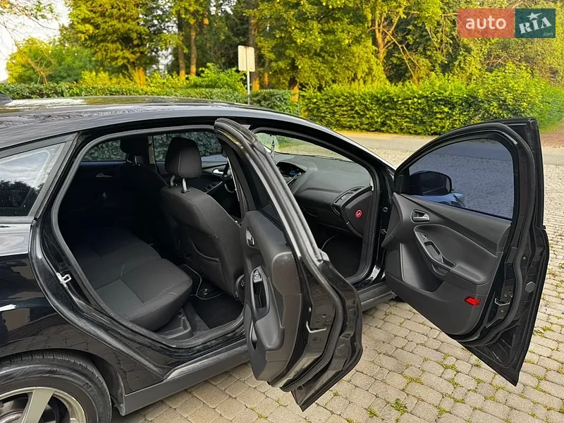 Ford Focus 2016 VIN WF05XXGCC5GY27575 фото оголошення 14 з 50