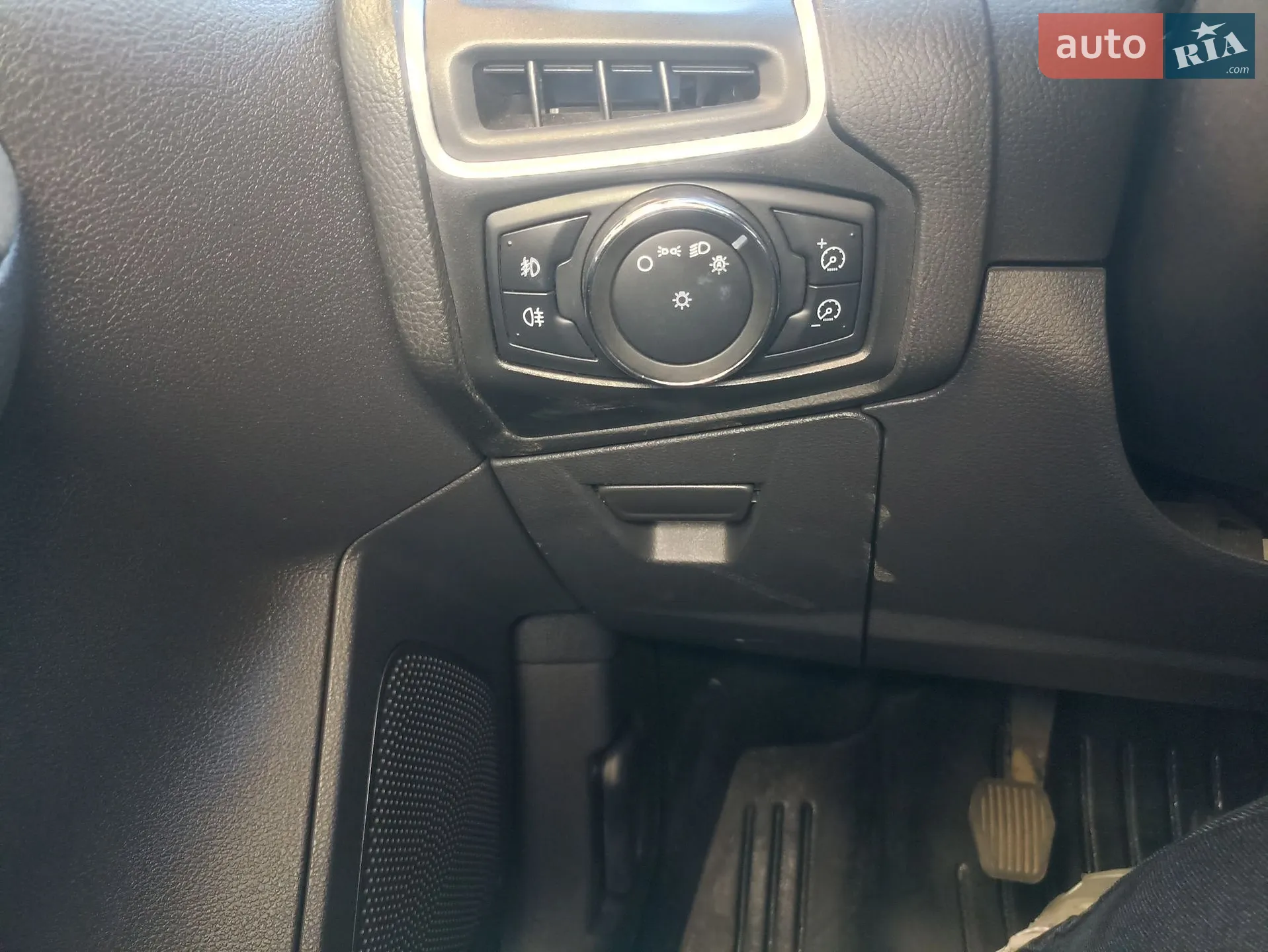 2011 Ford Focus - мініатюра 14