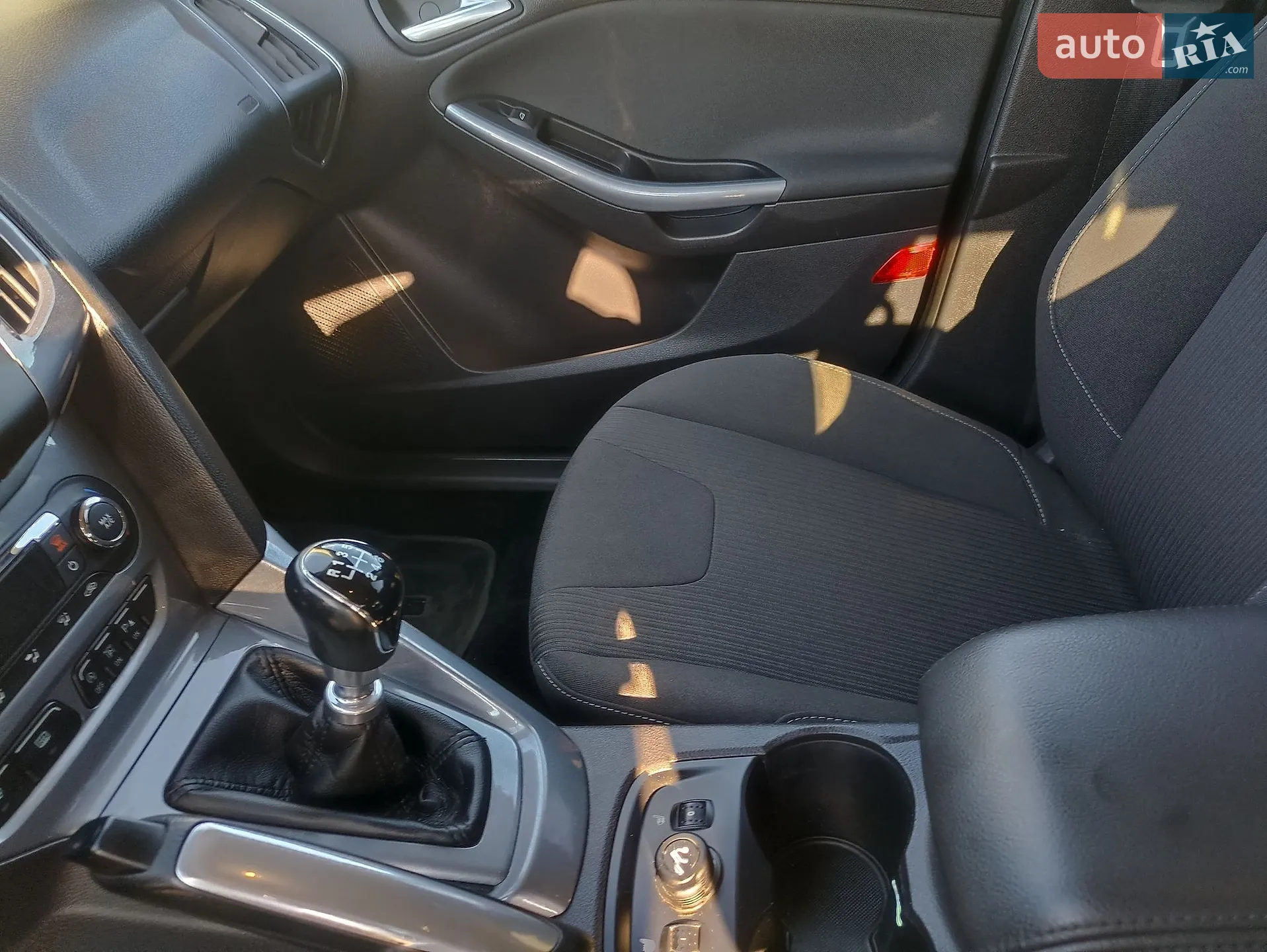 2011 Ford Focus - мініатюра 10