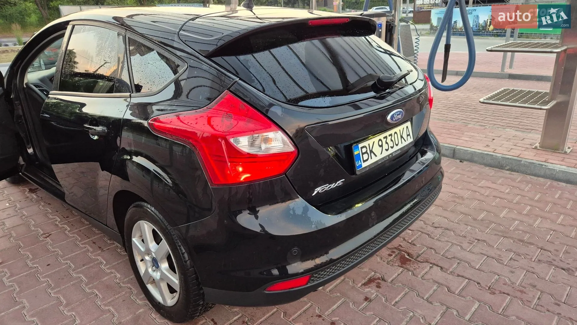 Ford Focus 2011 VIN WF0KXXGCBKBK72615 фото оголошення 19 з 38