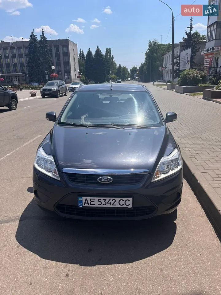 2010 Ford Focus - мініатюра 17
